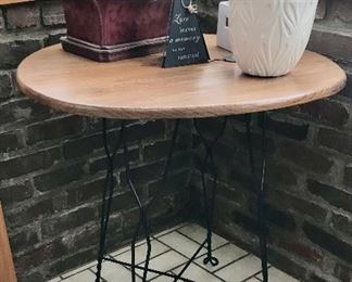 Café Table 