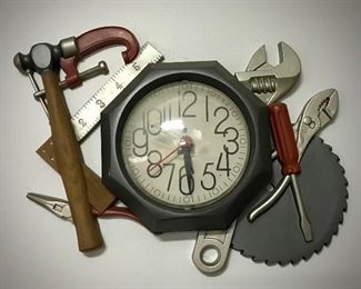 Vintage 1986 New Haven Quartz "Tool Time" Wall Clock 