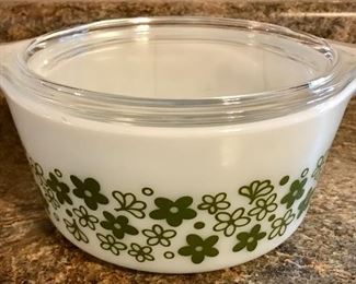 Pyrex Spring Blossom Crazy Daisy Casserole Dish