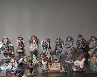 BOYD'S BEARS AND OTHER COLLECTIBLES