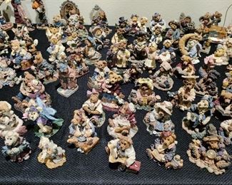 BOYD'S BEARS AND OTHER COLLECTIBLES