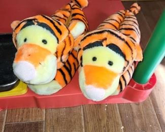 Tigger slippers