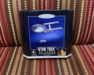 Hallmark, STAR TREK 30 Years Voice Magic, Set of 2 Ornaments with Display Base, Battery Operated
