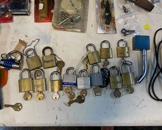 An assortment of different sized locks