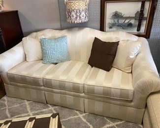 SHERRILL FURNITURE CO. Camelback Sofa