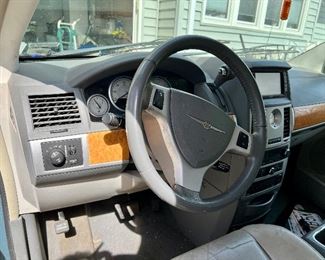 2008 Dodge Caravan, 203,776 miles 