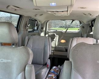 2008 Dodge Caravan, 203,776 miles 