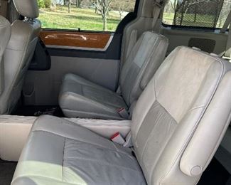 2008 Dodge Caravan, 203,776 miles 