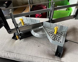Mitre saw