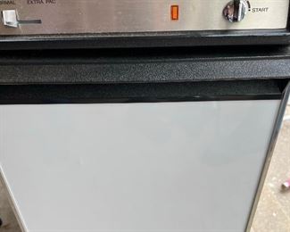 Kenmore trash compactor