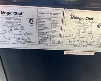 Magic Chef Apartment Size Refrigerator