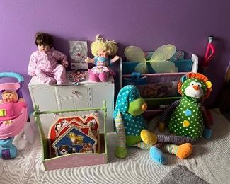 Little Girl's Room Decor