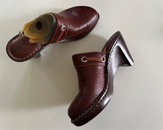 Womens shoes - size 6.5 to 8