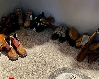 Womens shoes & Boots  - size 6.5 to 8