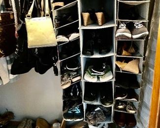 Women's clothing - size 0 to 6 - shoes/boots size 6.5 - 8