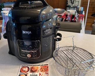 Ninja Foodi SmartLid XL Pressure Cooker 8-Qt. ...
