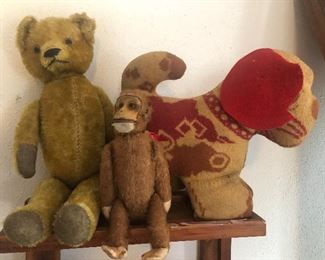 Antique Bear w/Long Nose