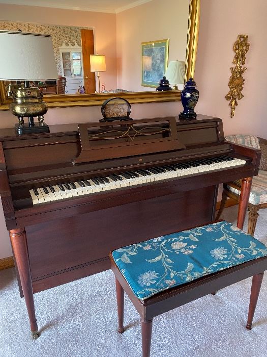 Wurlitzer Spinet Piano