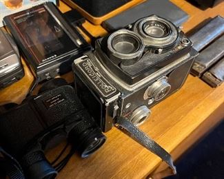 Vintage Rolleicord camera