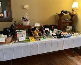 Hats, scarves, gloves
Vintage nylons