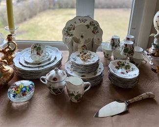 Coalport dishes - Strawberry - 5pc place setting 