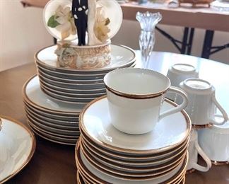 Noritake Royale Cafe dishes - 4 pc place setting for 8