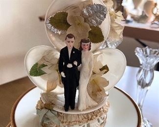 Wonderful Vtg. wedding cake topper 