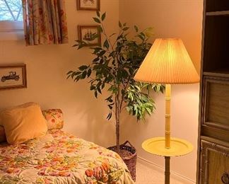 Table lamp and Flux tree 