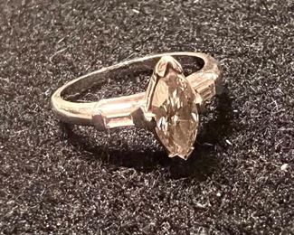 30% OFF  14K w/diamond ring 
