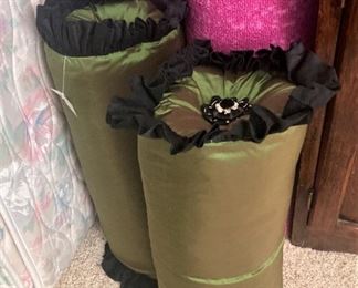 Avocado and black accent pillows