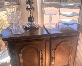 Server - top folds out to the left and to the right