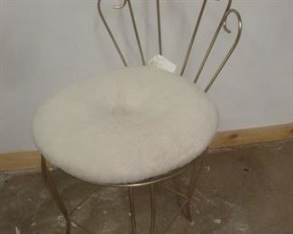 Vanity chair
