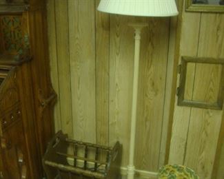 Vintage floor lamp, waste basket w sunflowers