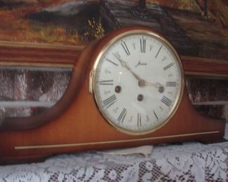 Haid mantle clock
