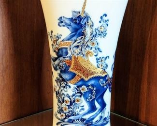 Kaiser Germany Porcelain Vase