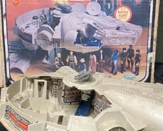 Star Wars Millennium Falcon with box