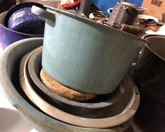 Vintage graniteware different colors.