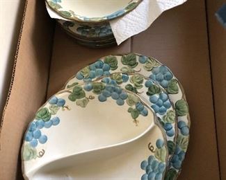 Metlox Poppytrail Sculptured grape