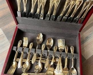 Farberware 64 Piece Goldplated Flatware Service for 12 Breeze Gold with Wood Storage Box