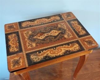 Top of Inlaid Italian diminutive table with built-in Swiss Music 🎶🎶🎵🎶 Box...