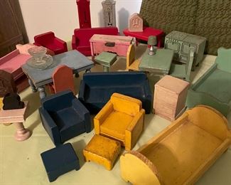 Wooden dollhouse furniture
