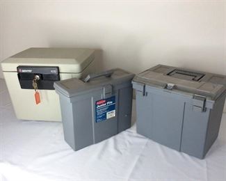  Sentry 1170 Safe and Rubbermaid Boxes