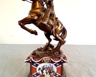 Heroes of the Homeland Cold-Cast Bronze Sculpture "Leading the Way: Robert E. Lee"