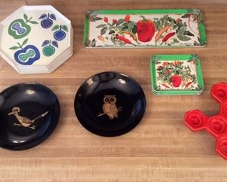  Decorative Plates and Trays
