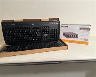 Netgear ProSAFE Fast Ethernet Switch, HP Wireless Computer Accessories