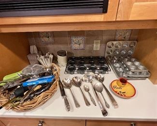 Bakeware Serving pieces