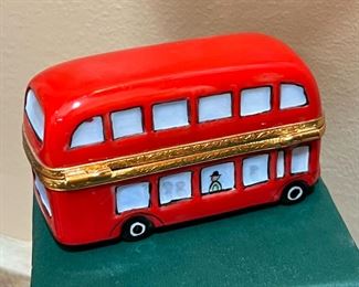 Artoria Limoges London Double Decker Bus Trinket Box Limited Edition in Box	1.75 inches high	
