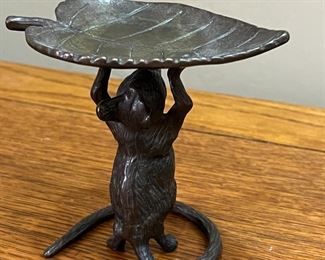 Bronze Mouse Leaf Soap Dish	4 inches high	
