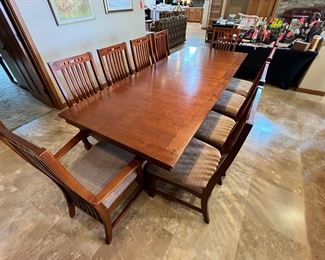 11pc Dining Set Table & Chairs Broyhill Artisan Ridge Mission Arts and Crafts	Table: 30 x 44 x 72-90-108in	
