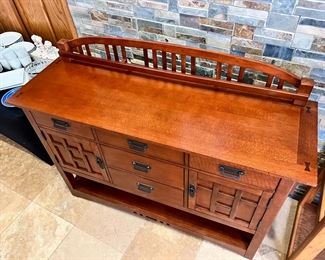 Sideboard Broyhill Artisan Ridge Mission Arts and Crafts 4078-514 48 x 62 x 20in	HxWxD
